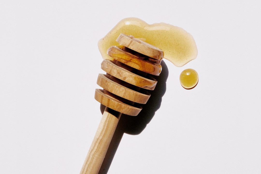 Masaj cu miere naturalÄ - drenaj limfatic Č™i detox, salon TuiNa